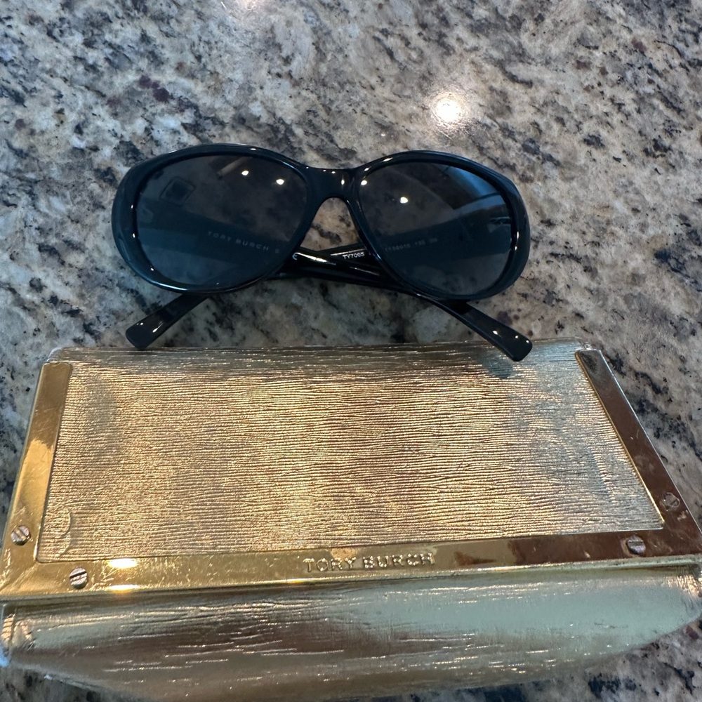 Tory Burch Black Sunglasses